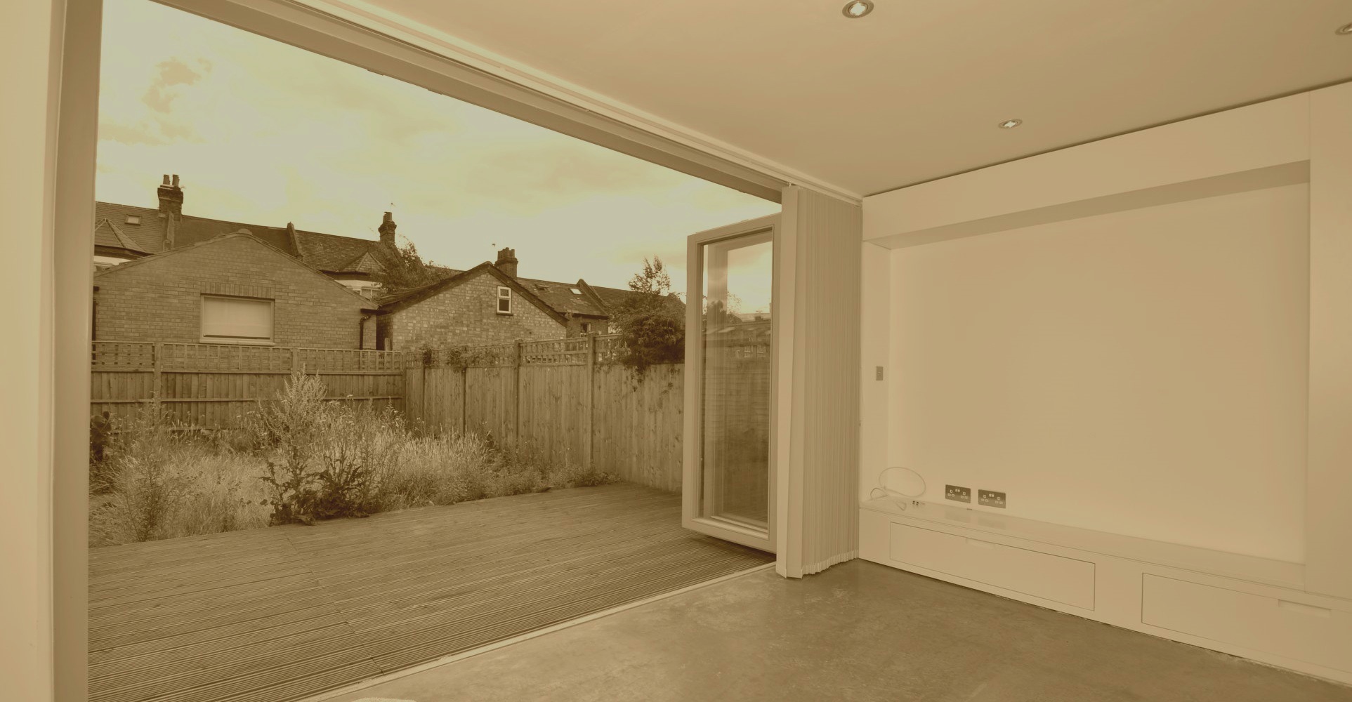 Slider, Glaziers in Norwood Green, UB2